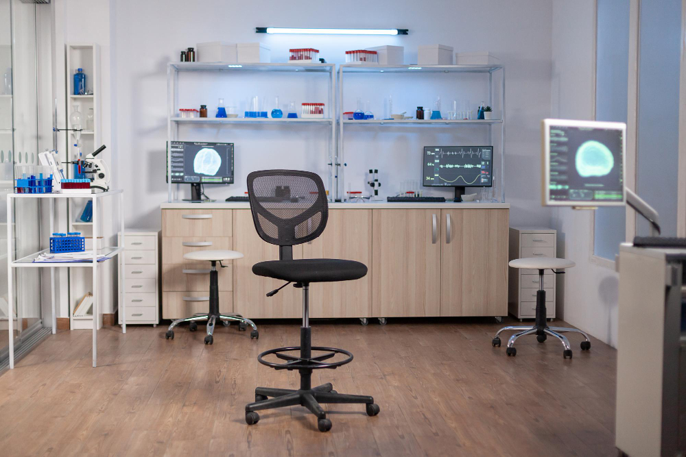 Pharmaceuticals & Healthcare